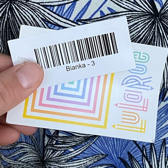 LulaRoe cardigan - Picture 3 of 4